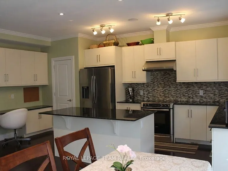 3358 Carling Ave — Photo 9
