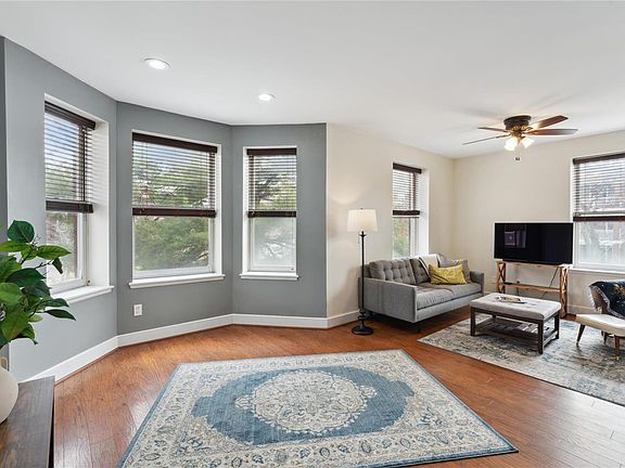 4th image of 5900 Nina Pl APT 2
