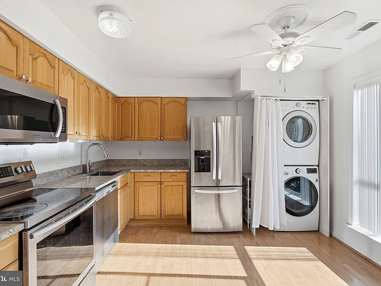 3695 Persimmon Cir — Photo 18