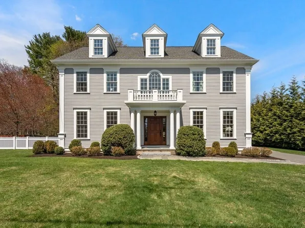 15 Parker Rd, Wellesley, MA 02482