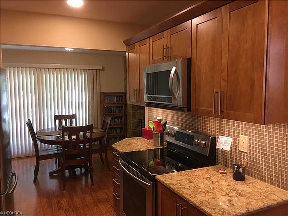 5th image of 7495 Creekwood Dr #14B