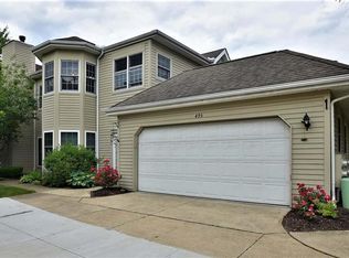 495 Eagle Trce #495, Mayfield Heights, OH 44124