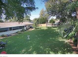 823 94th Ave N, Naples, FL 34108