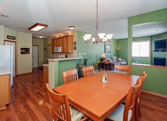 2nd image of 4659 Blaine Ave