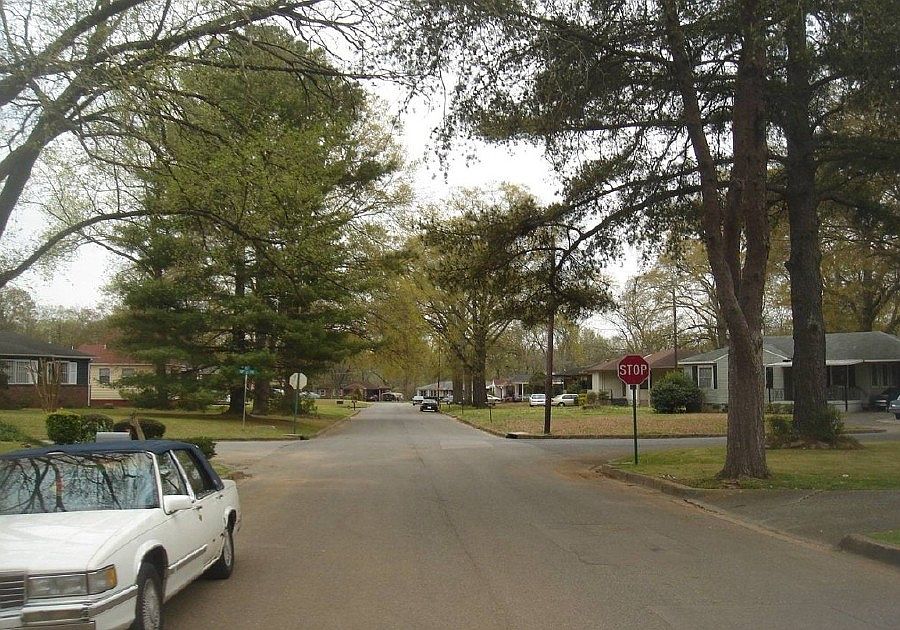 2nd image of 5724 Avenue P