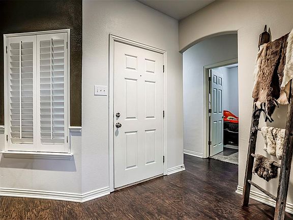 5th image of 5529 Flynn Ct