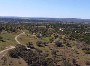 511E River Oaks Rd, Comfort, TX 78013