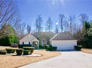 668 Stonecrest Dr, Loganville, GA 30052
