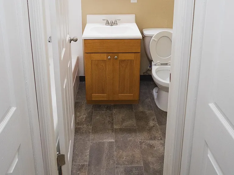 Forest View Apartments — Photo 22