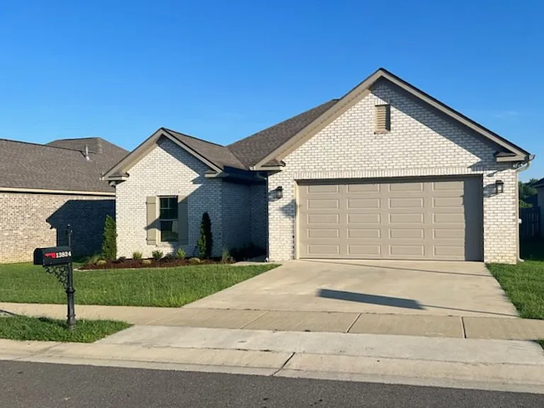 13824 Sawtooth Ln — Photo 1