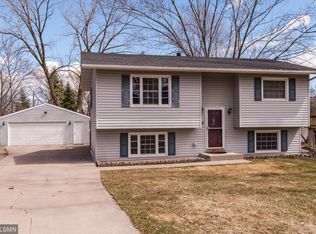 408 40th Avenue Ln NW, Rochester, MN 55901
