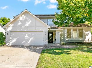 611 N 150th St, Omaha, NE 68154