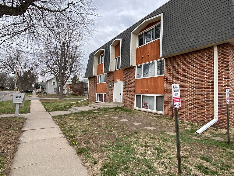 1300 S 13th St #8 — Photo 8