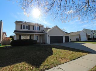 7611 Yancy Dr, Lincoln, NE 68507