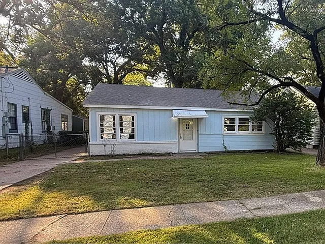 1252 Dudley Ln