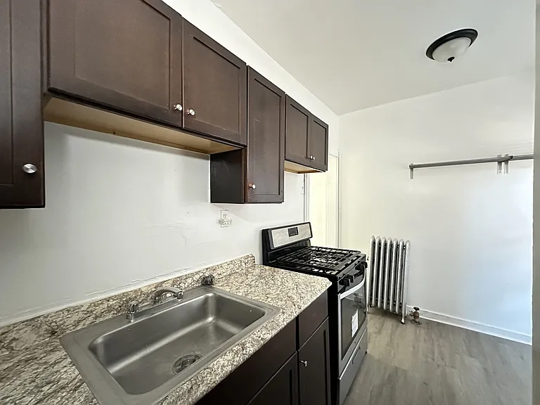 931.5 W Sunnyside Ave #E3 — Photo 4