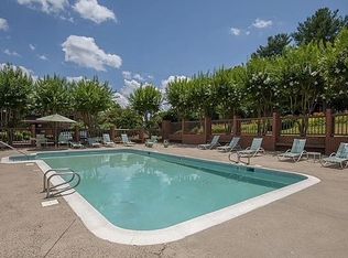 136 Green Turtle Ln APT 3, Charlottesville, VA 22901