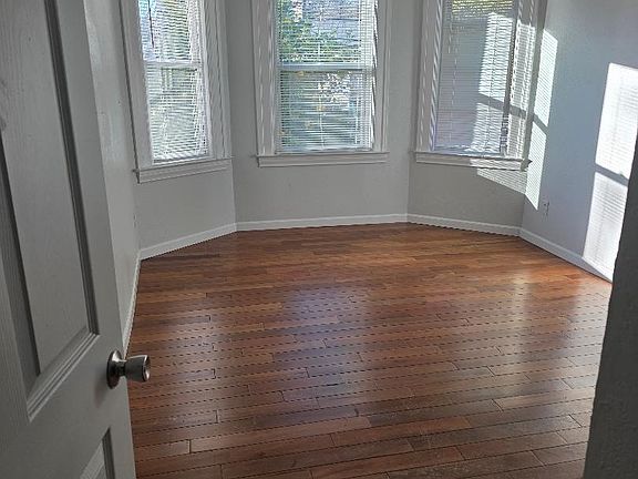 4th image of 1911 4th St #1