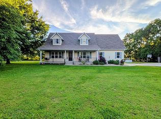 389 S Western Ave, Marionville, MO 65705