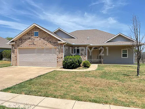 808 Northside Dr Photo 1