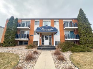 Devonshire - 10630 108th, Edmonton, AB T5H 3A1
