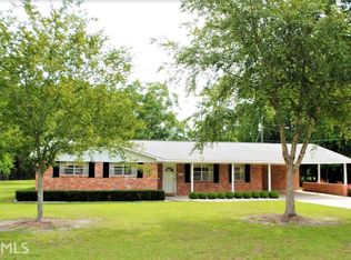 405 S Cedar St, Springfield, GA 31329