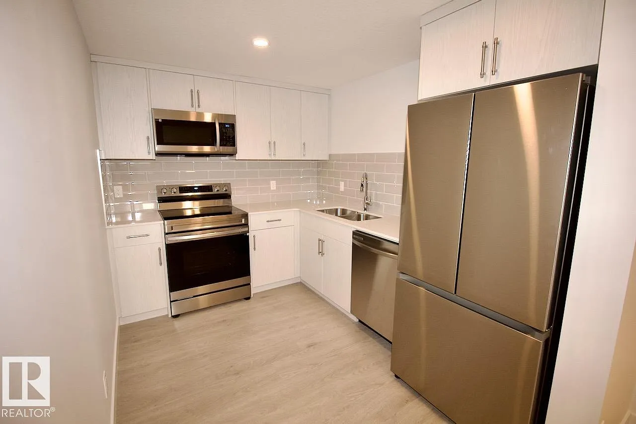 1 bed, 1.0 bath, 699 sqft, $799 — Photo 1