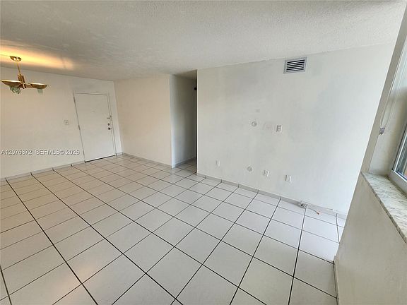 3rd image of 9400 W Flagler St APT 309