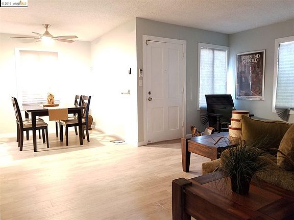 5th image of 2432 Glenlock St