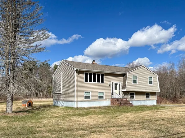 400 Foster St, North Andover, MA 01845