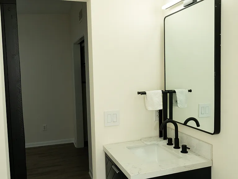 4315 Blonigen Ave — Photo 24