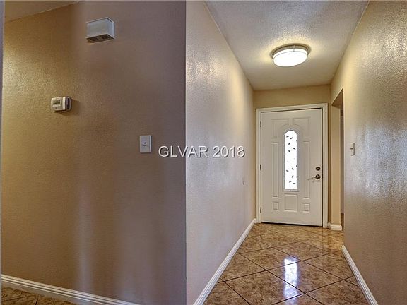 3rd image of 3071 Liberty Cir N