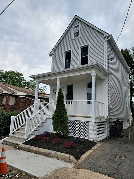 1st image of 114 Melville Pl