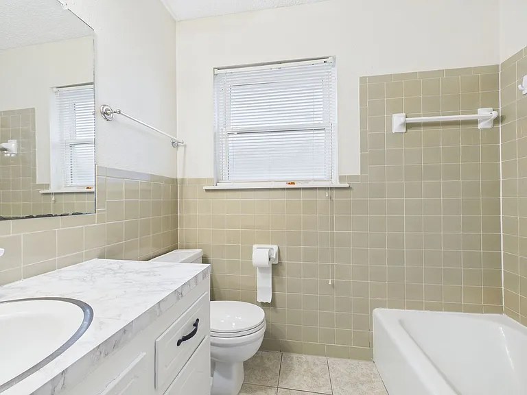4663 SE Brighton Dr — Photo 12