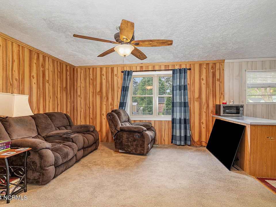 2422 Us Highway 70 W Selma NC Zillow