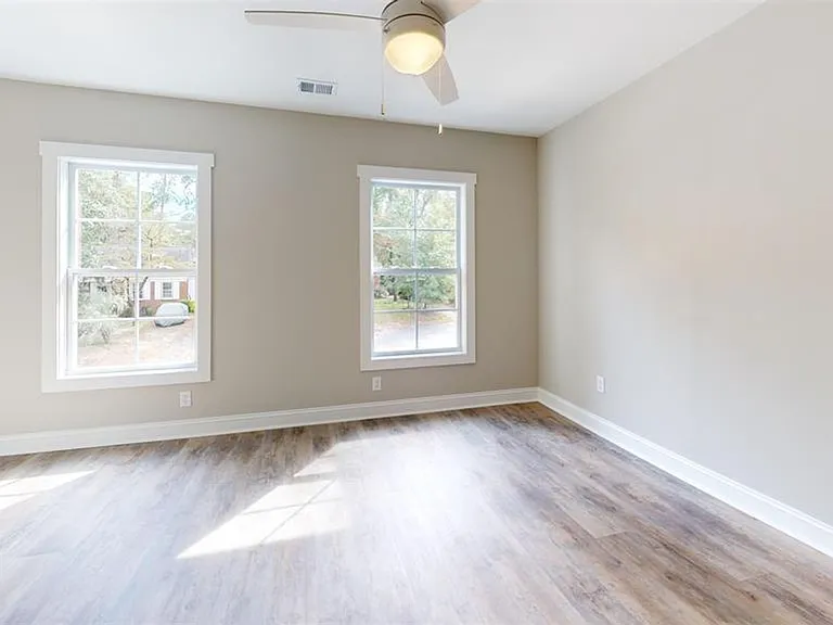 3921 Capers Ave — Photo 11