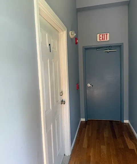 2067 Barnum Ave #1 — Photo 11