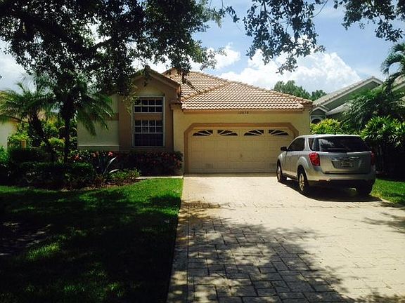 12850 Oak Knoll Drive