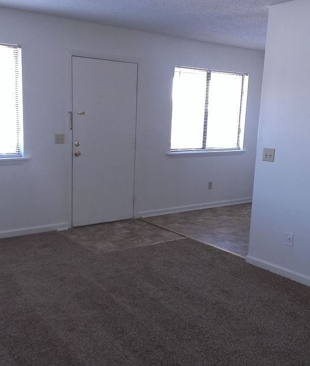 1st image of 4422 Torrance Dr NW APT 15