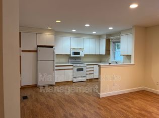 33 Burleigh Rd APT 20, Bangor, ME 04401