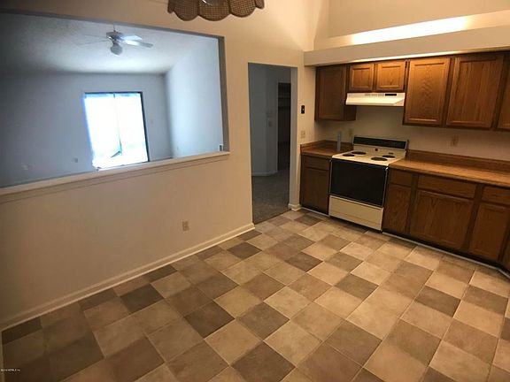 3rd image of 1840 Yukon Ct