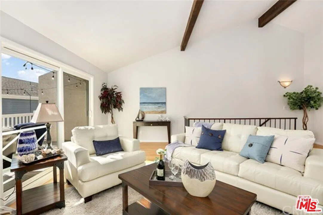 2 bed, 2.5 bath, 1426 sqft, $4,600 — Photo 4