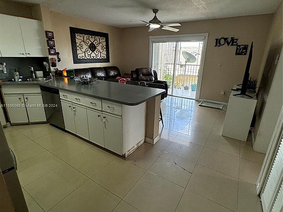 3rd image of 8851 NW 119th St Unit 3415-3