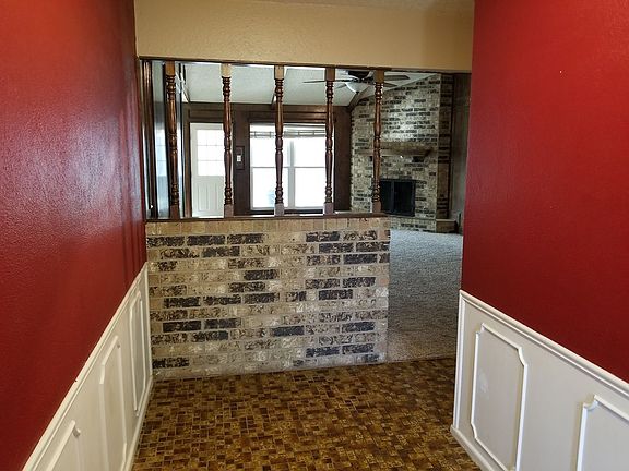 2nd image of 7 Revere Pl