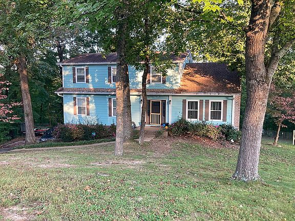 3rd image of 1311 Rockdale Ln