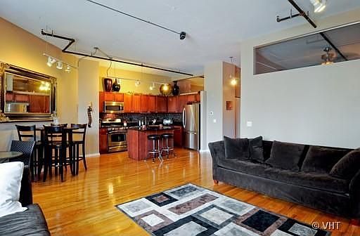 3rd image of 849 N Franklin St Unit 1108