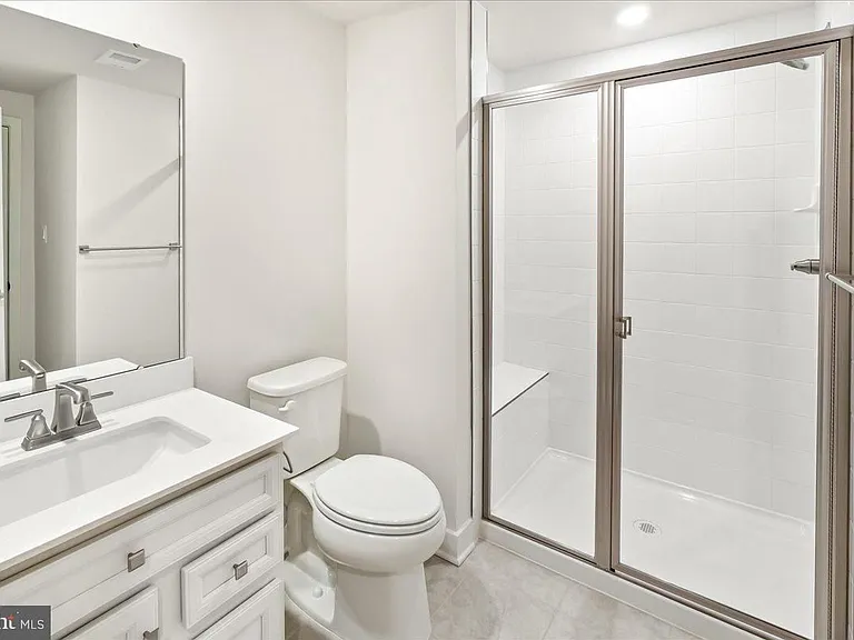 10132 Lake Linganore Blvd — Photo 40
