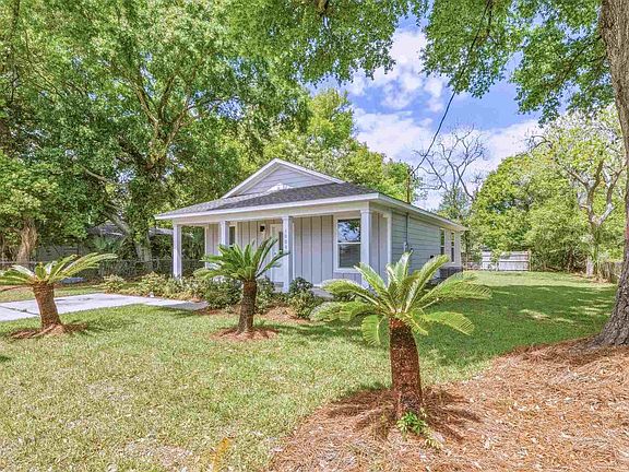 5th image of 1008 W La Rua St