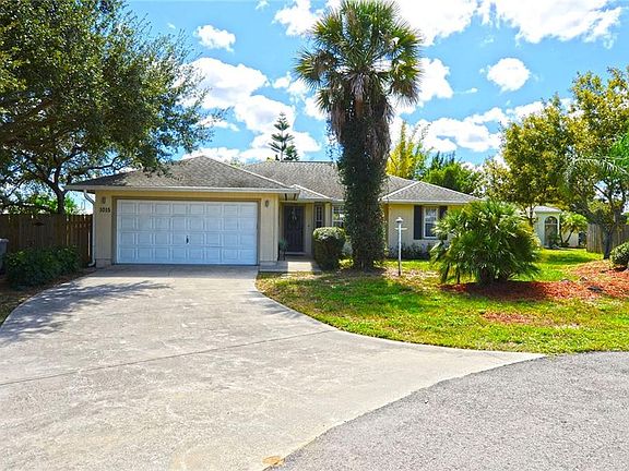 3rd image of 1015 9th Ln