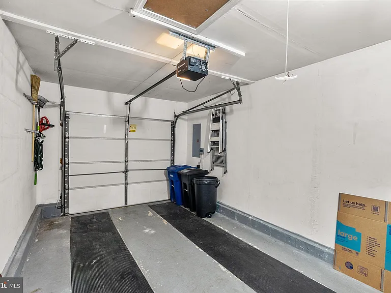 6 Moneta Ct — Photo 18